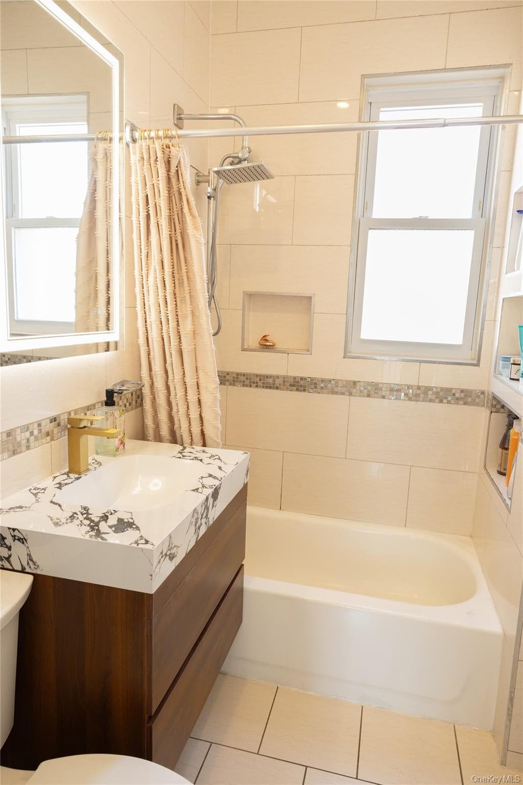 173 Beaumont Street thumbnail 19