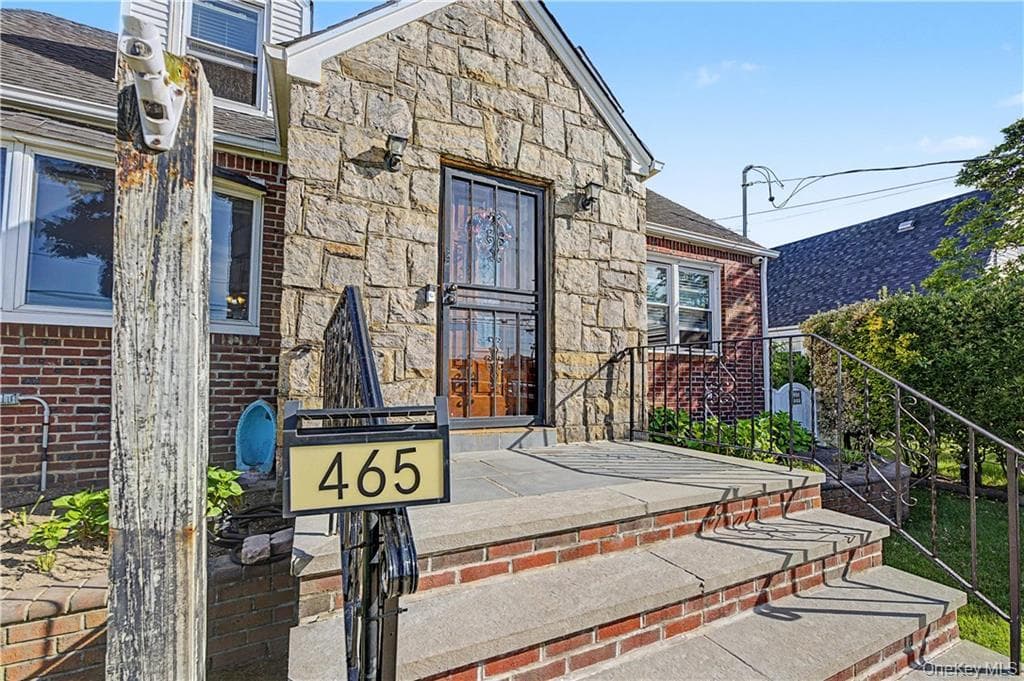 465 Washington Place thumbnail 4