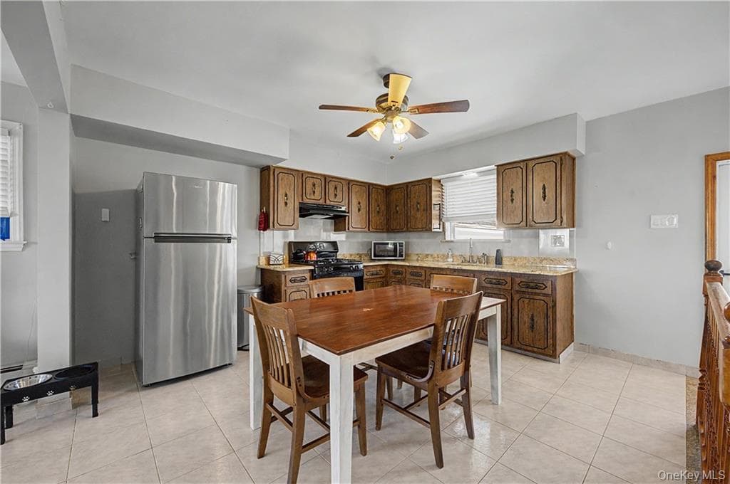 465 Washington Place thumbnail 13