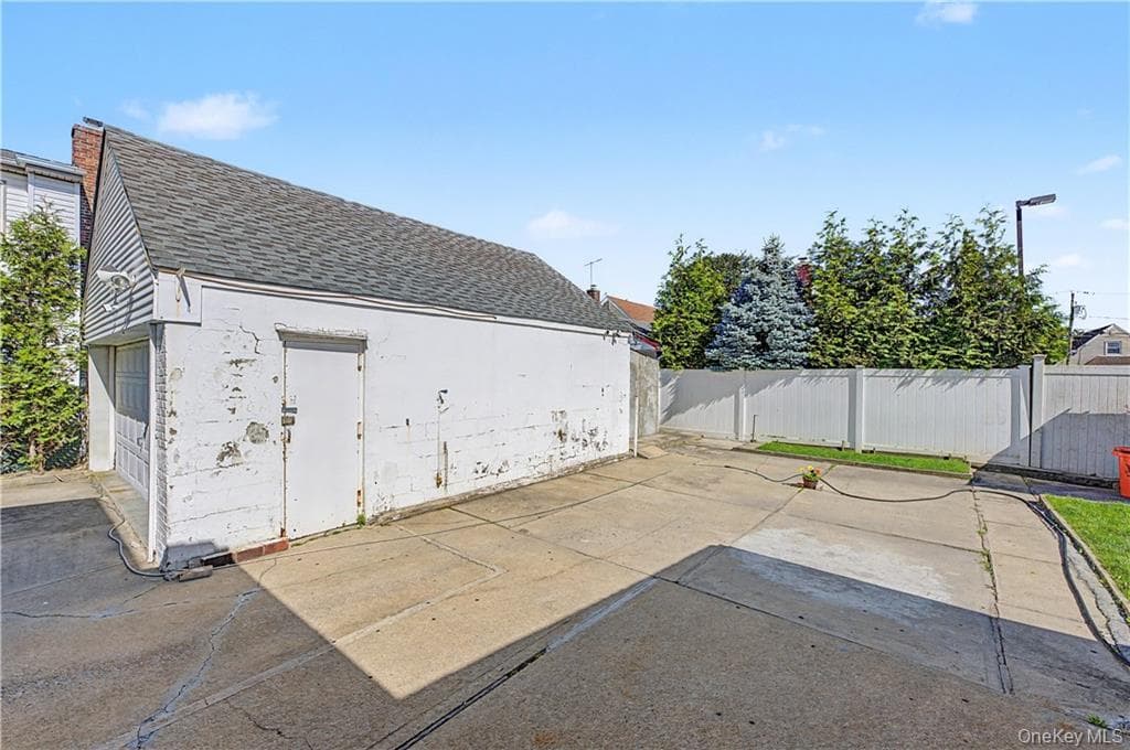 465 Washington Place thumbnail 34