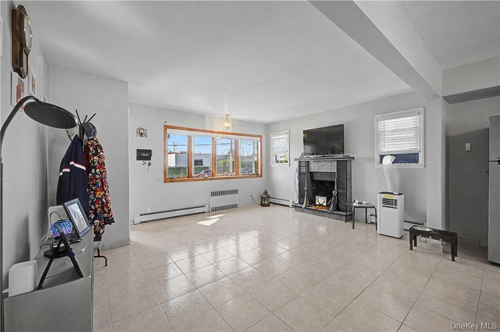 465 Washington Place thumbnail 9