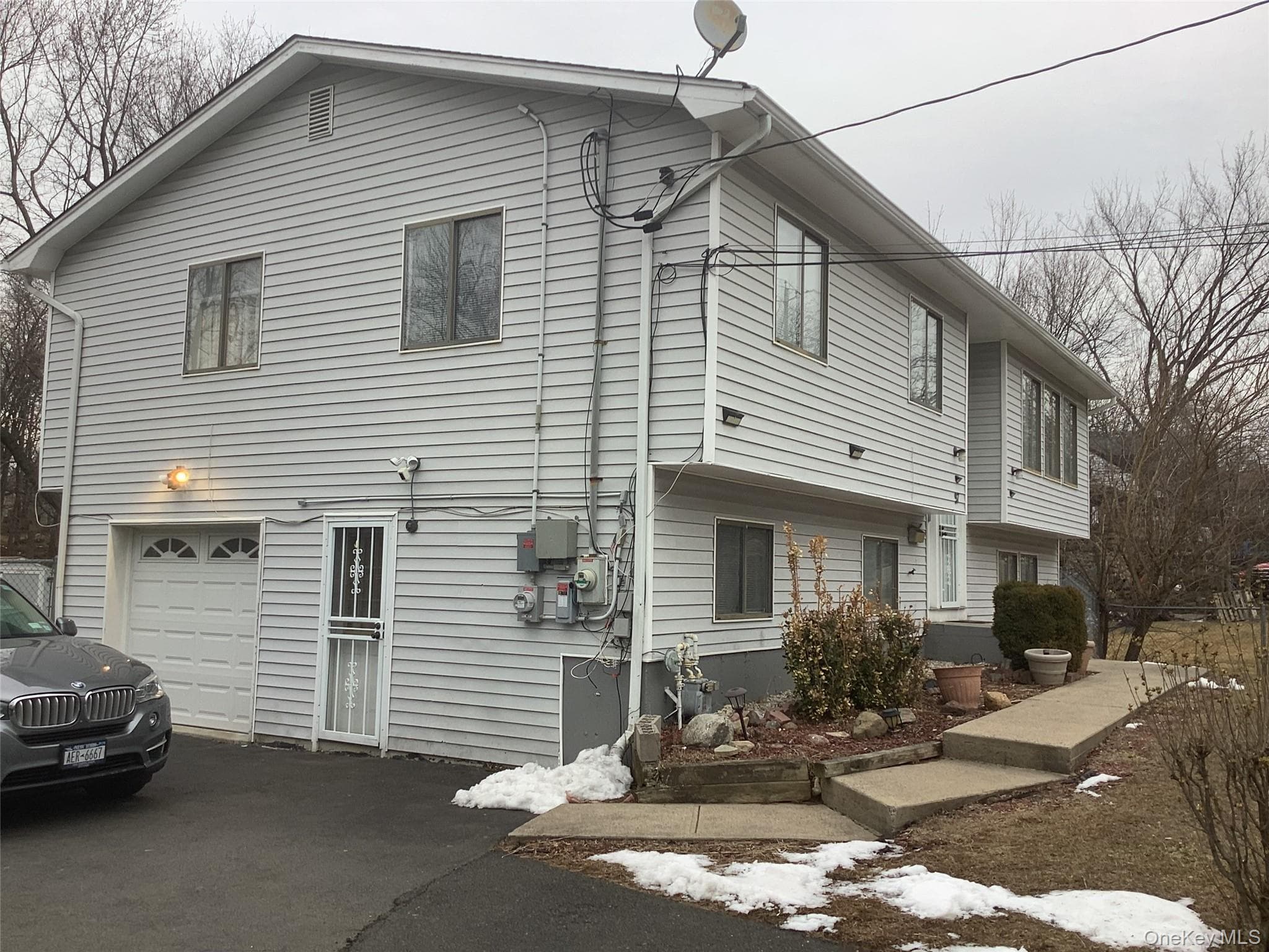 97 E Eckerson Road thumbnail 2