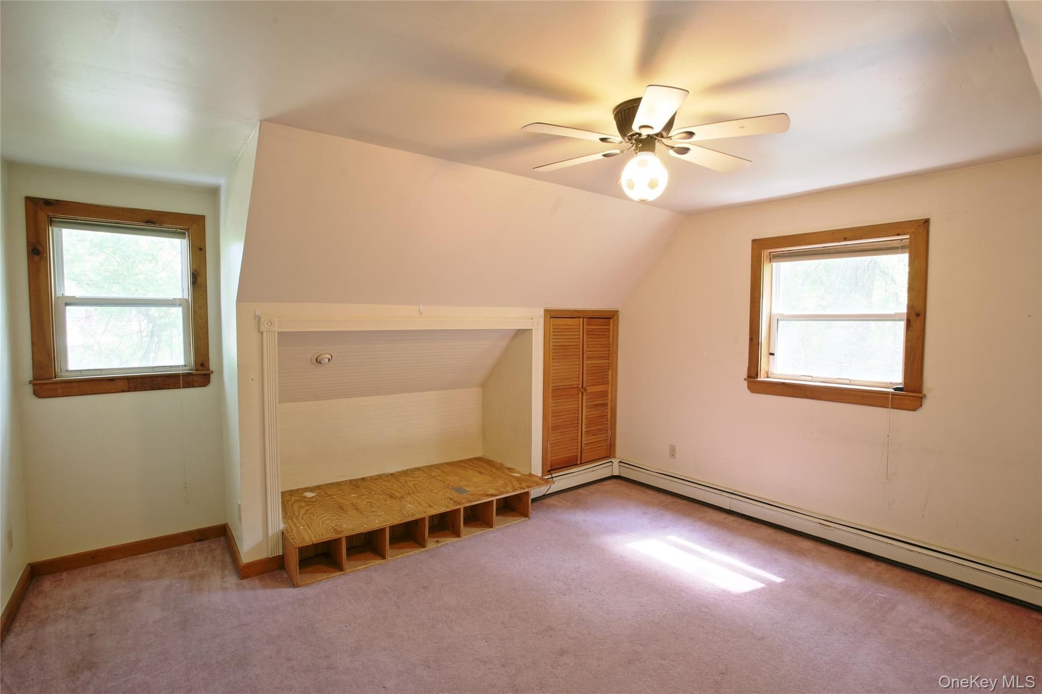 16 Elizabeth Drive thumbnail 14