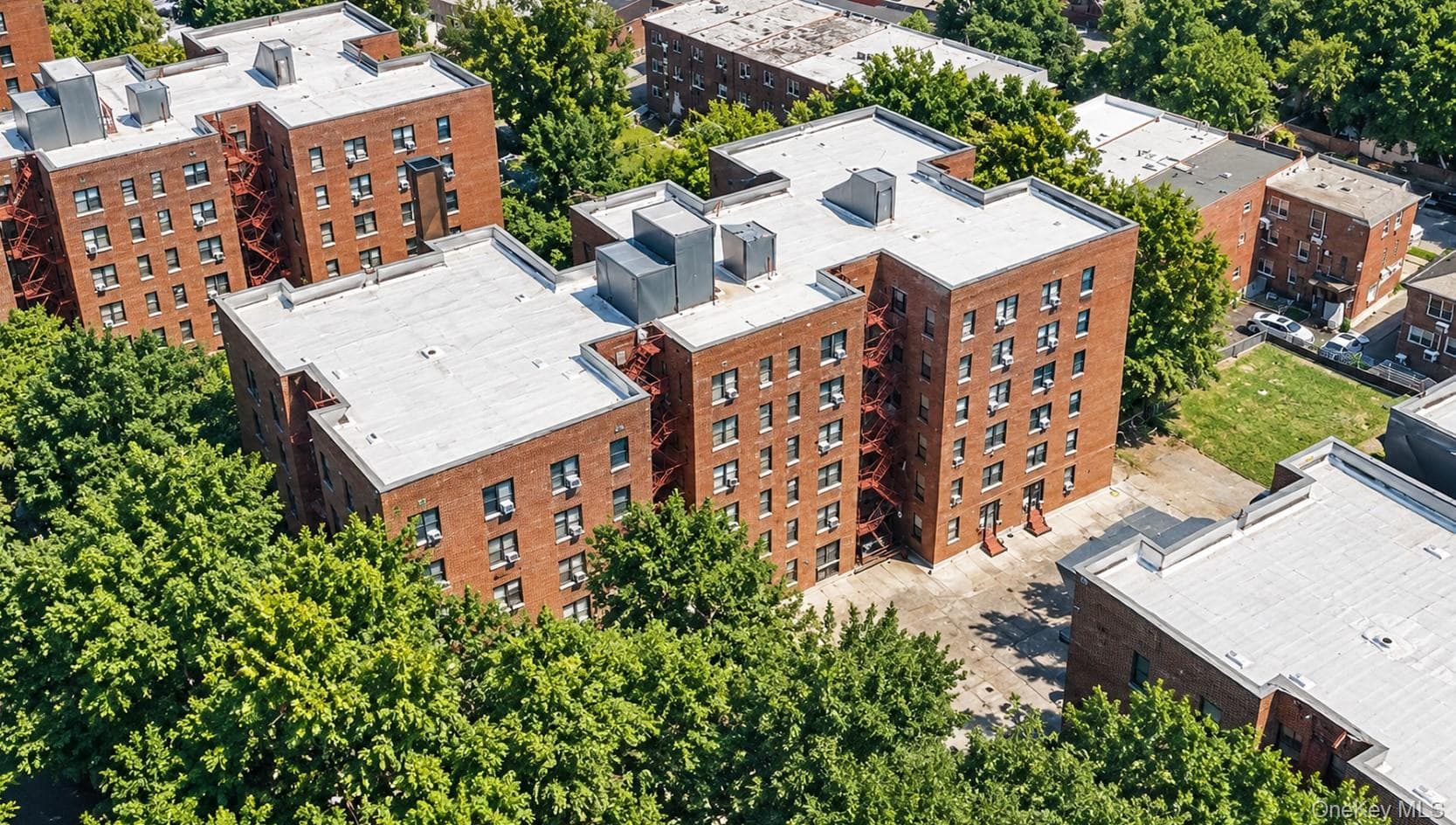 150-25 72nd Road Unit: 5K, Kew Garden Hills