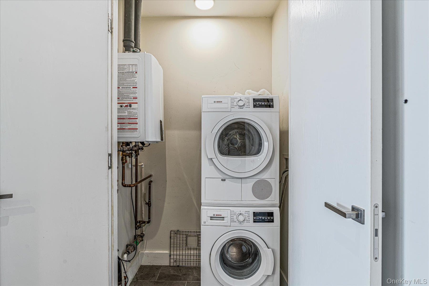 26-33 28th Street Unit: 4A thumbnail 16