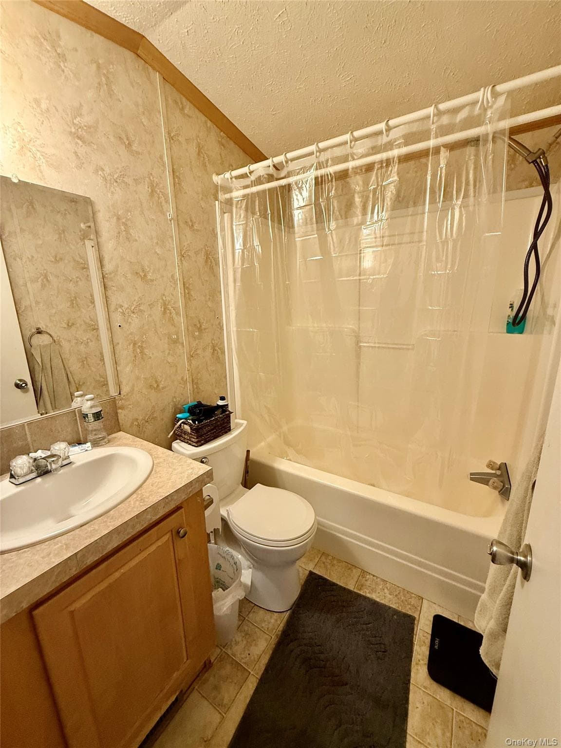568 Gulliver Terrace thumbnail 14