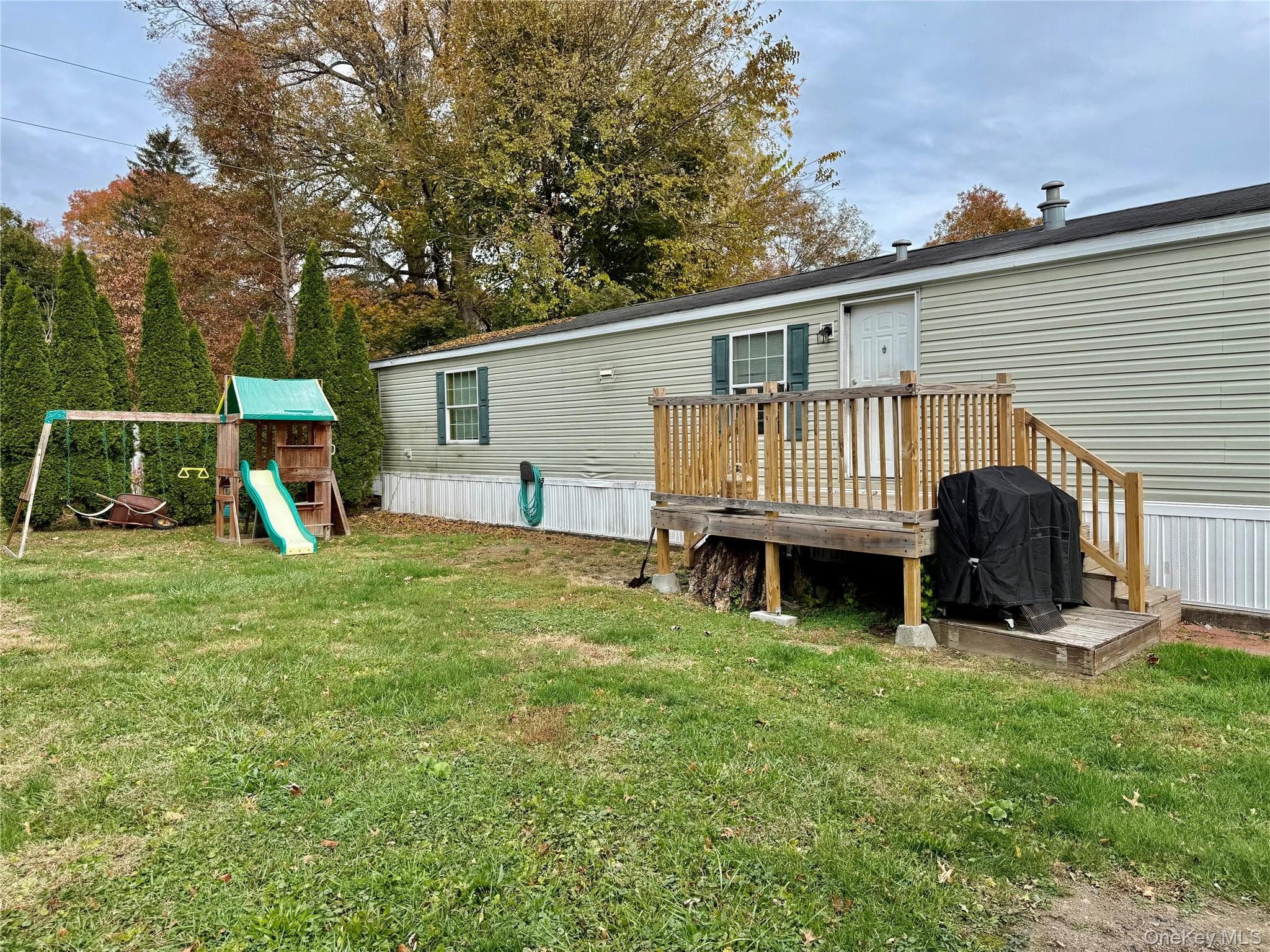 568 Gulliver Terrace photo 1