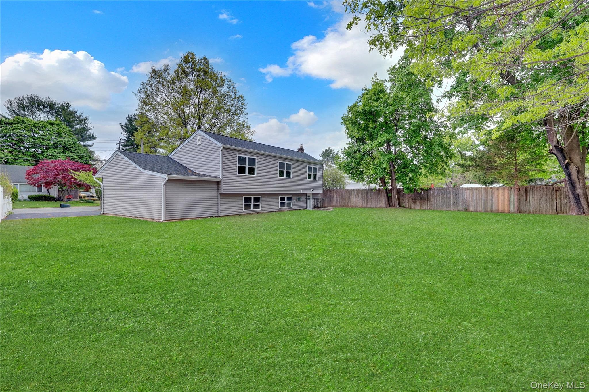 15 Glenwood Lane thumbnail 25