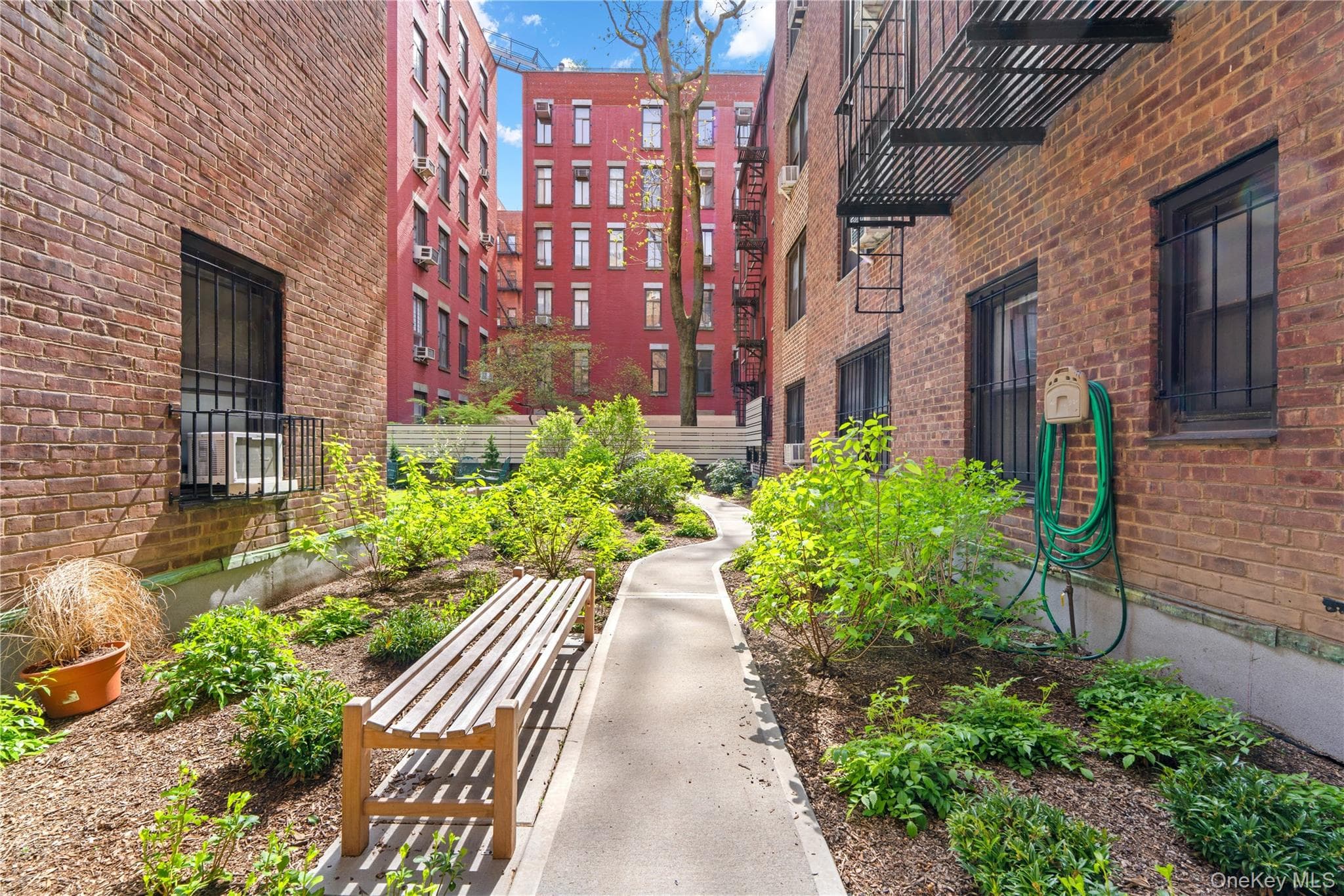 50 East 8th St Unit: 6P thumbnail 14