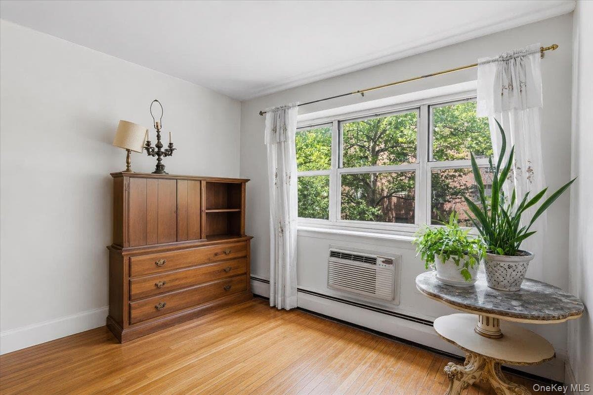 99-10 60th Avenue Unit: 2B thumbnail 3