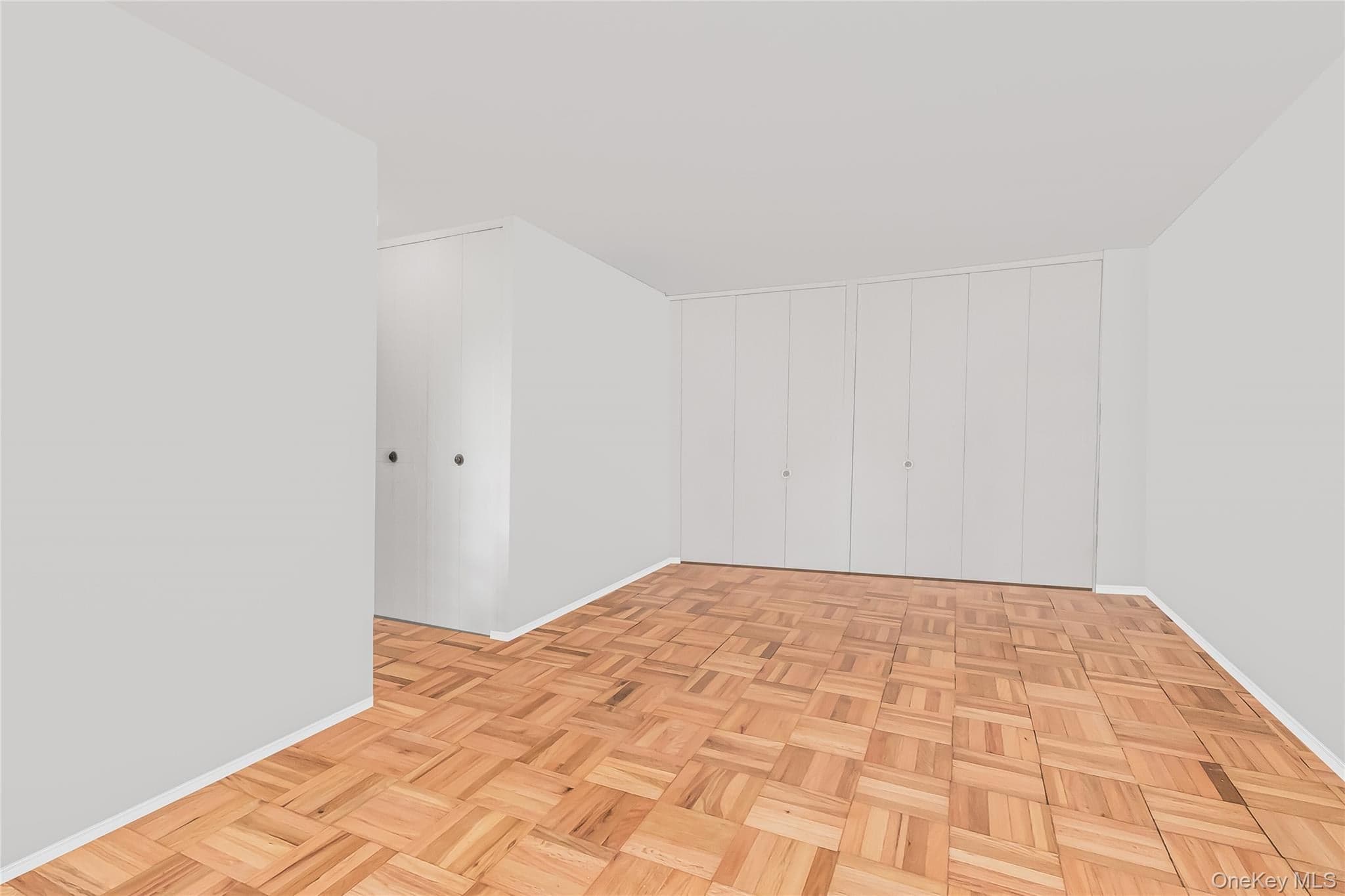 3333 Henry Hudson Parkway Pkwy Unit: 2L thumbnail 9