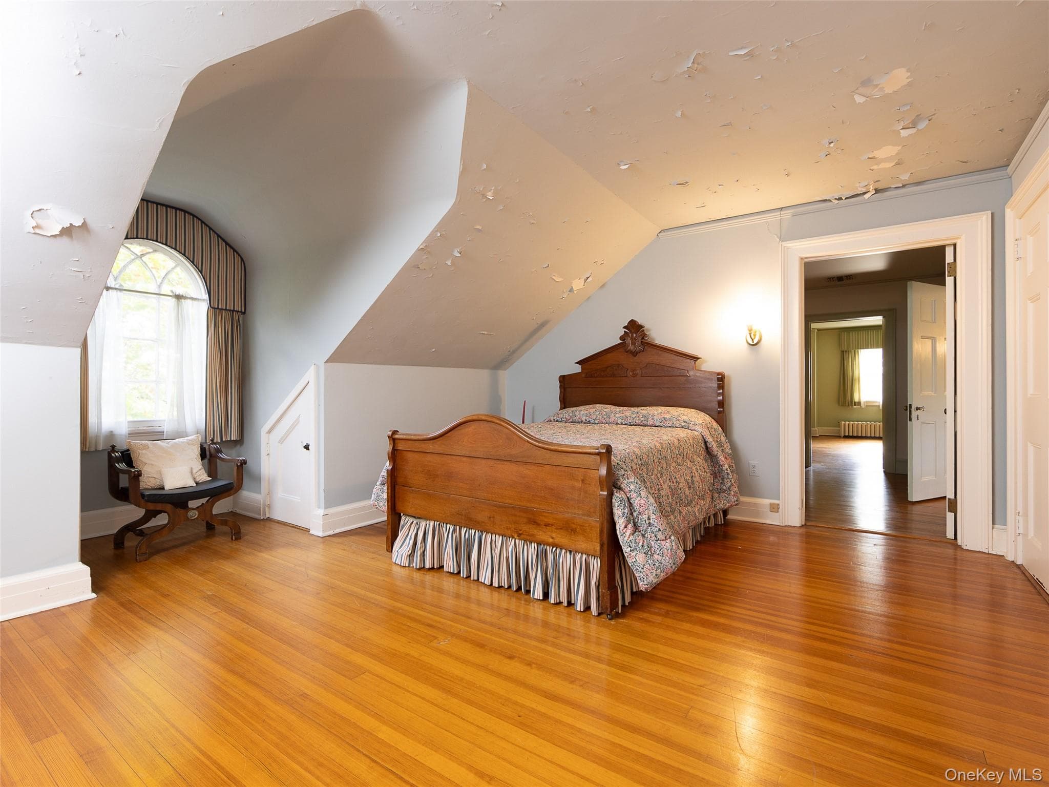 63 Colonial Avenue thumbnail 18