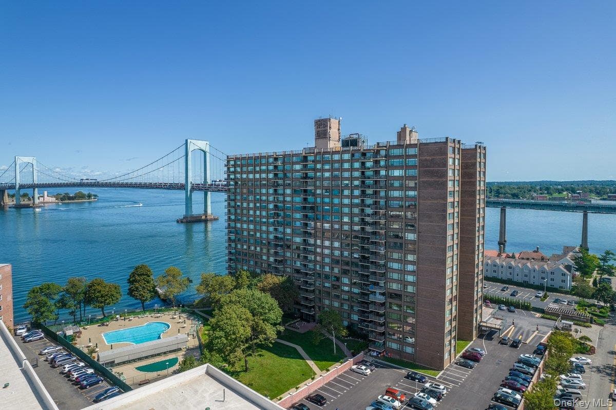 166-25 Powells Cove Boulevard Unit: 4L thumbnail 4