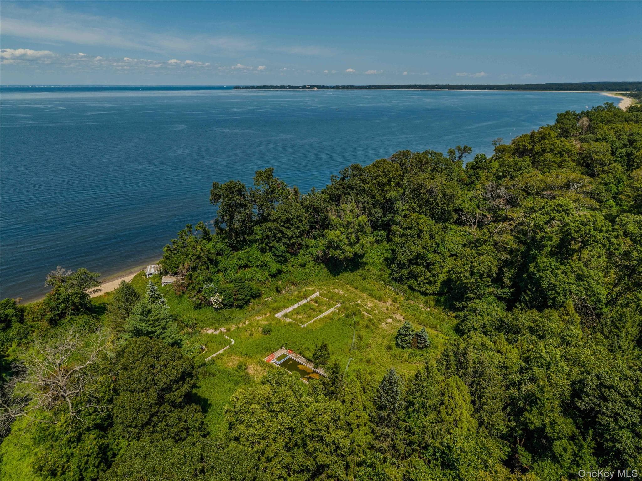 546 Long Beach Road thumbnail 16