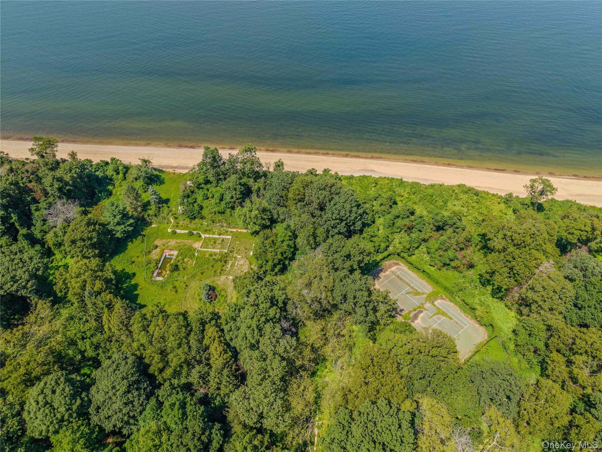 546 Long Beach Road thumbnail 8