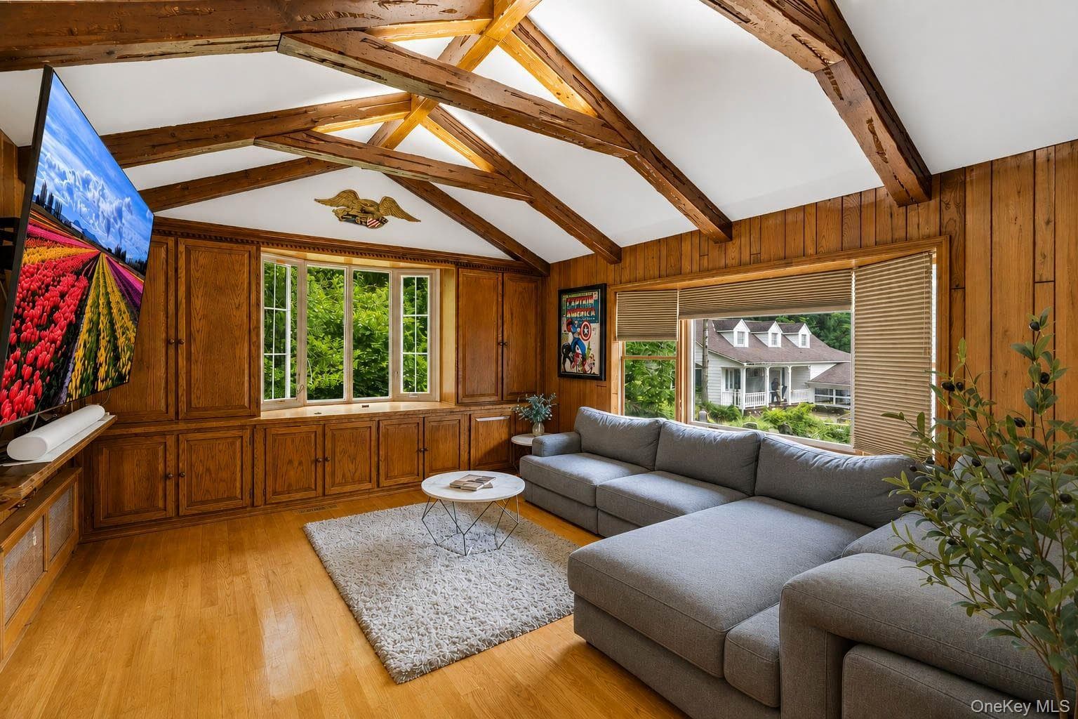 450 Oyster Bay Road thumbnail 12
