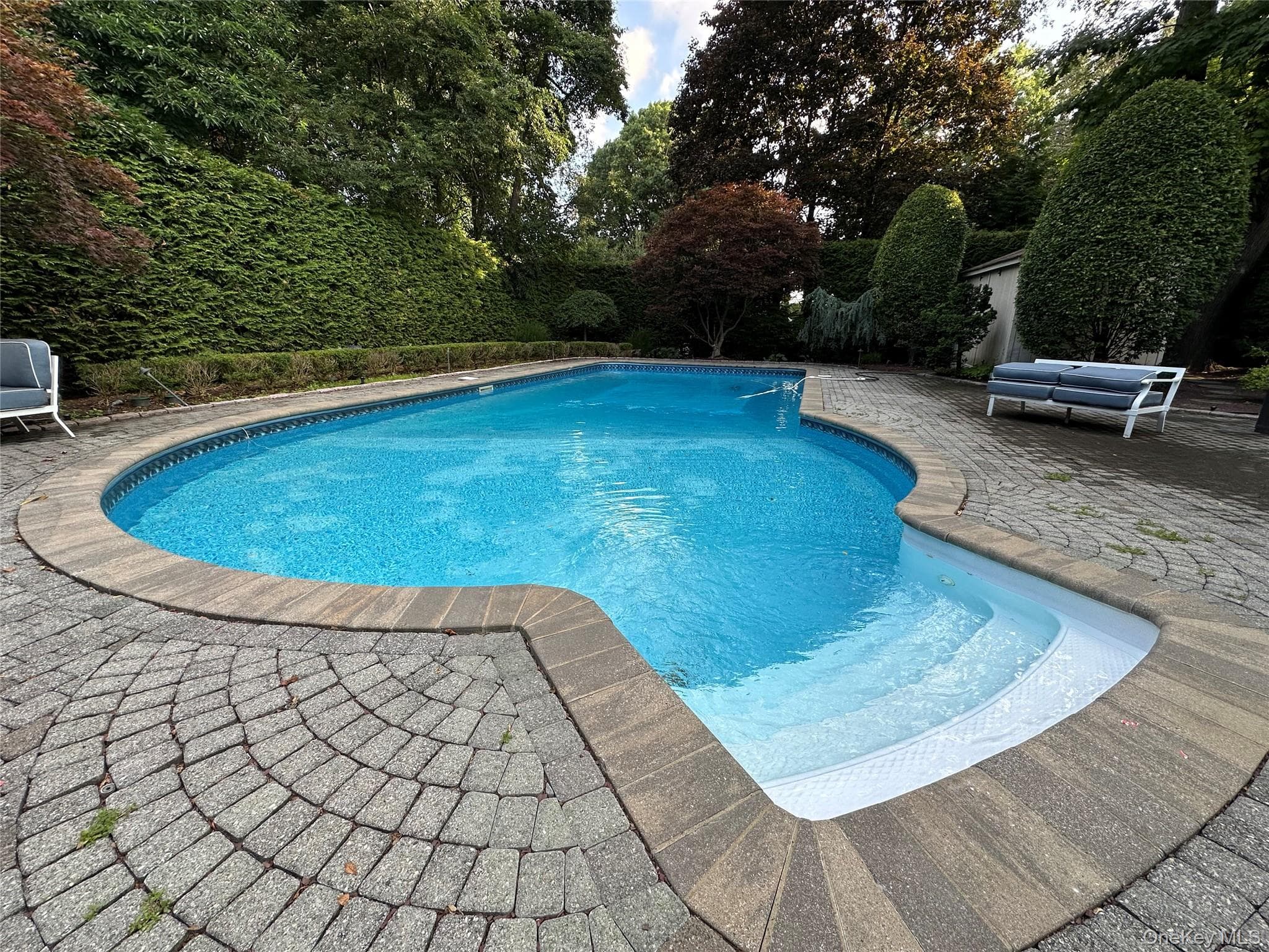 11 Bartlett Road thumbnail 37
