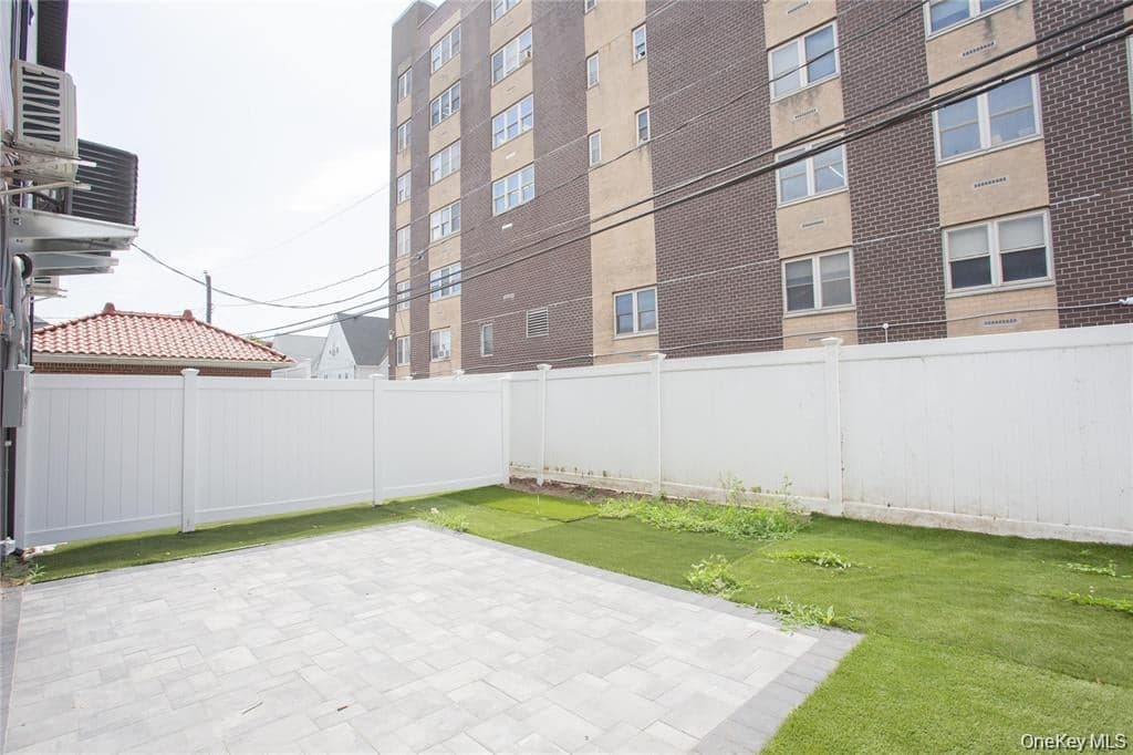 622 W Penn Street thumbnail 37