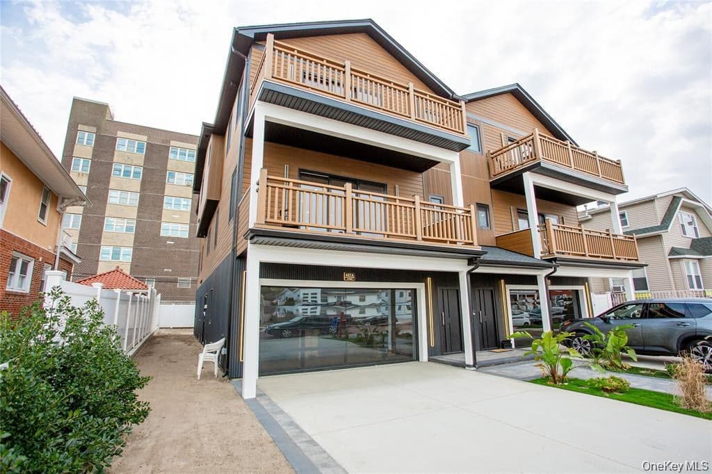 622 W Penn Street, Long Beach