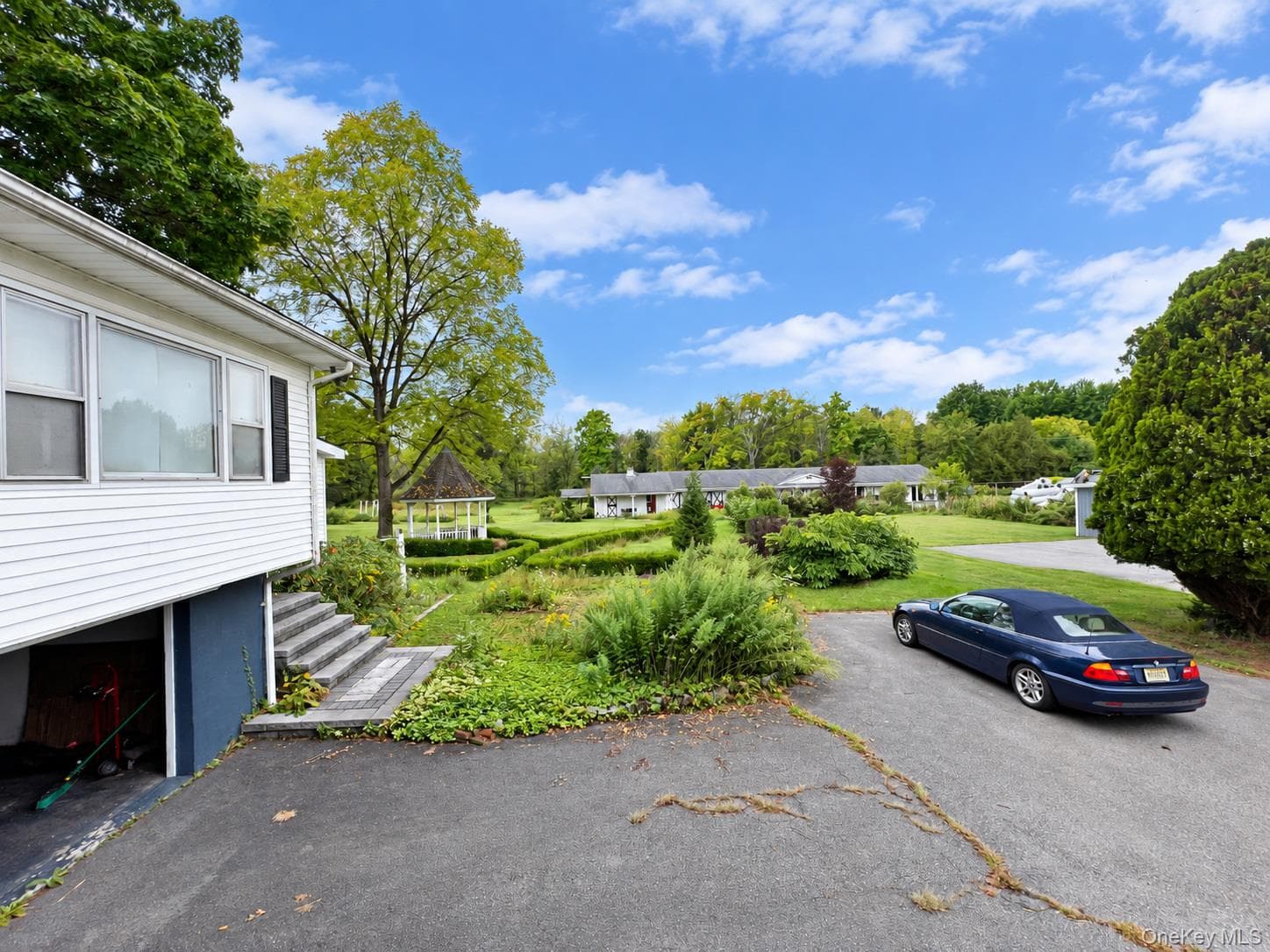 39 Maple Avenue thumbnail 22