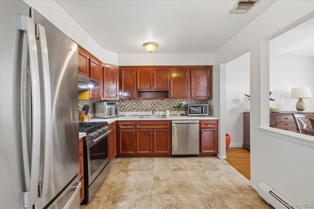 67 Hillside Avenue thumbnail 13