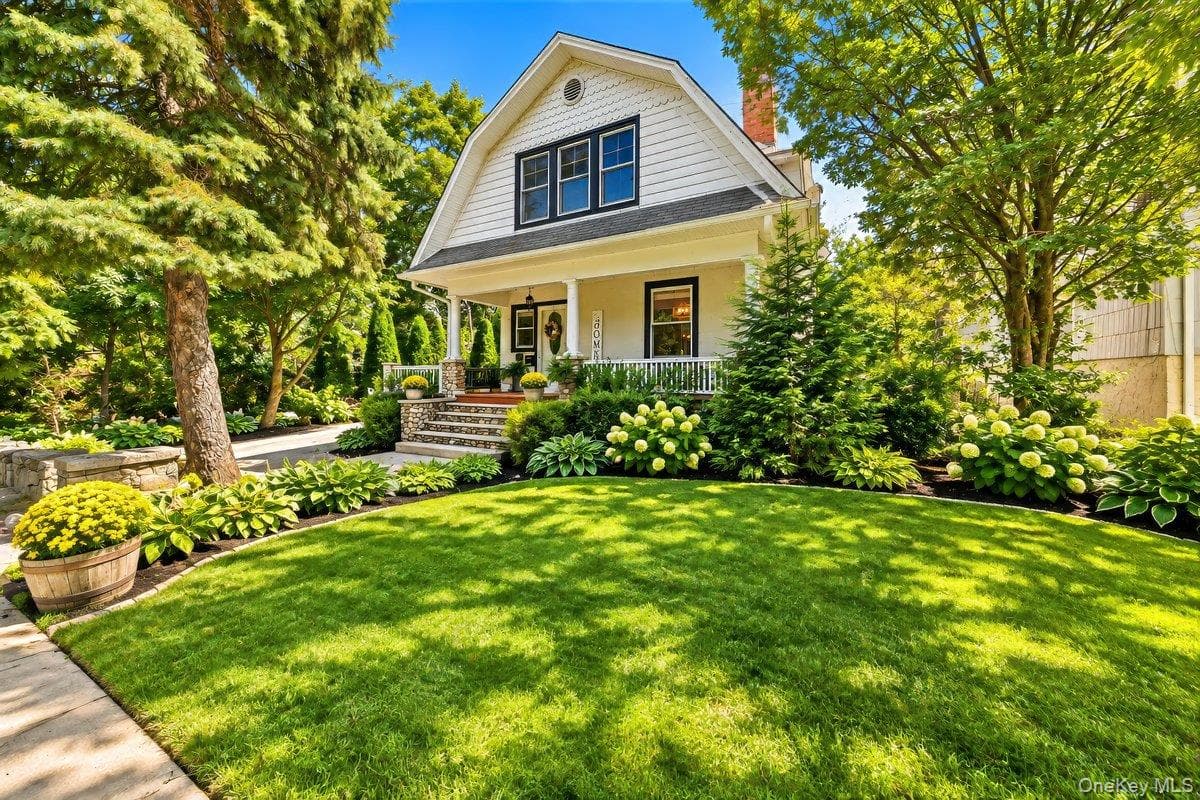 737 Bradley Street thumbnail 3