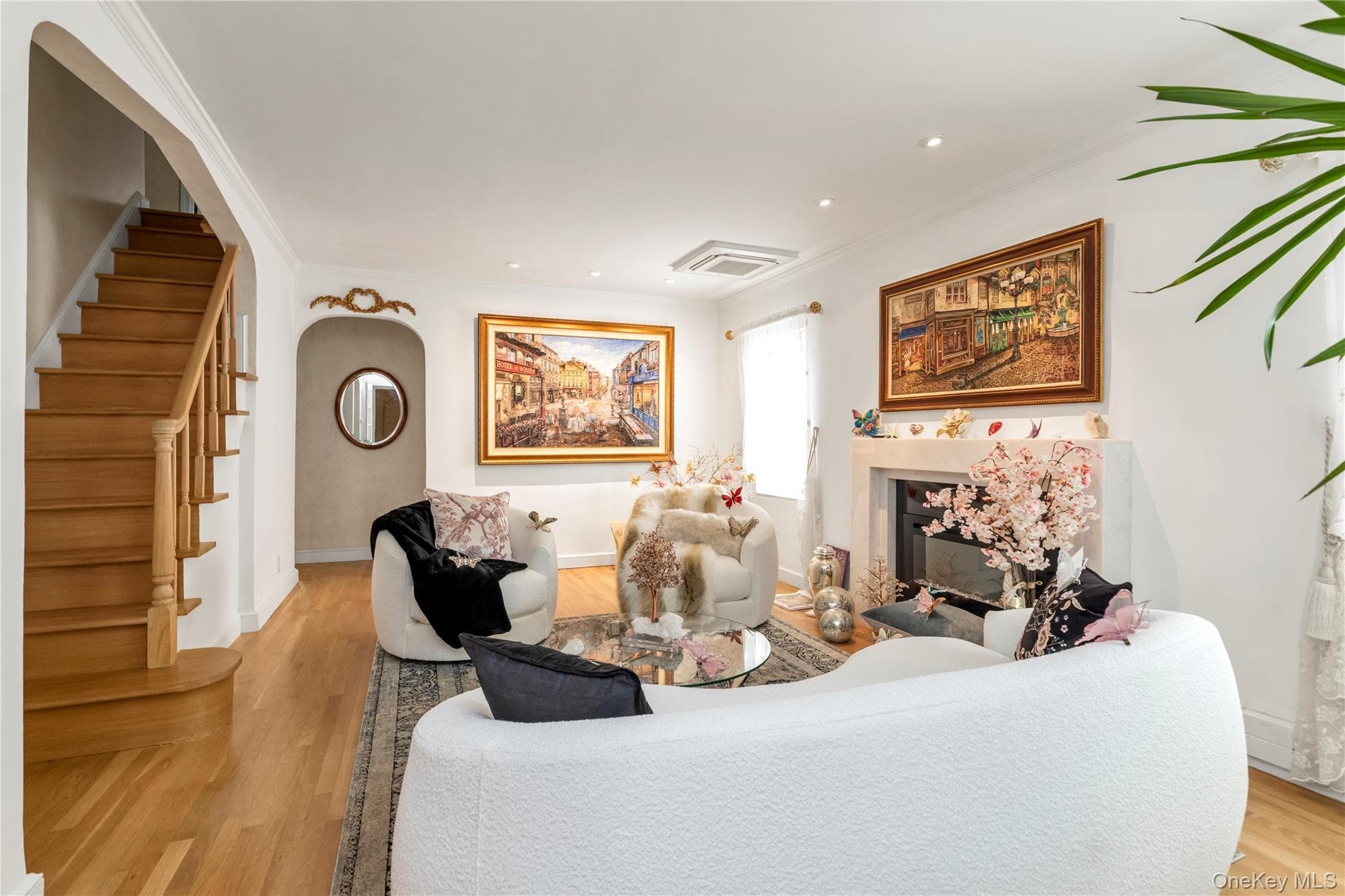 41-35 219th Street thumbnail 3
