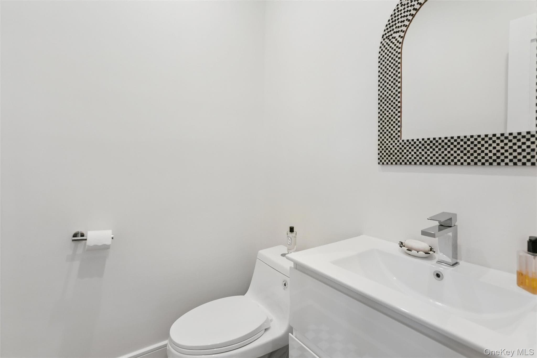 169 Mott Street thumbnail 15