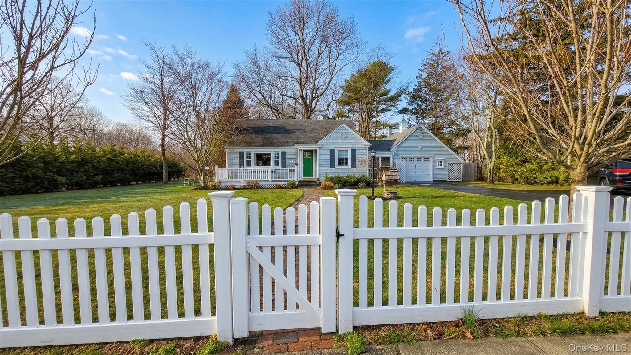 32 Atlantic Avenue, East Moriches