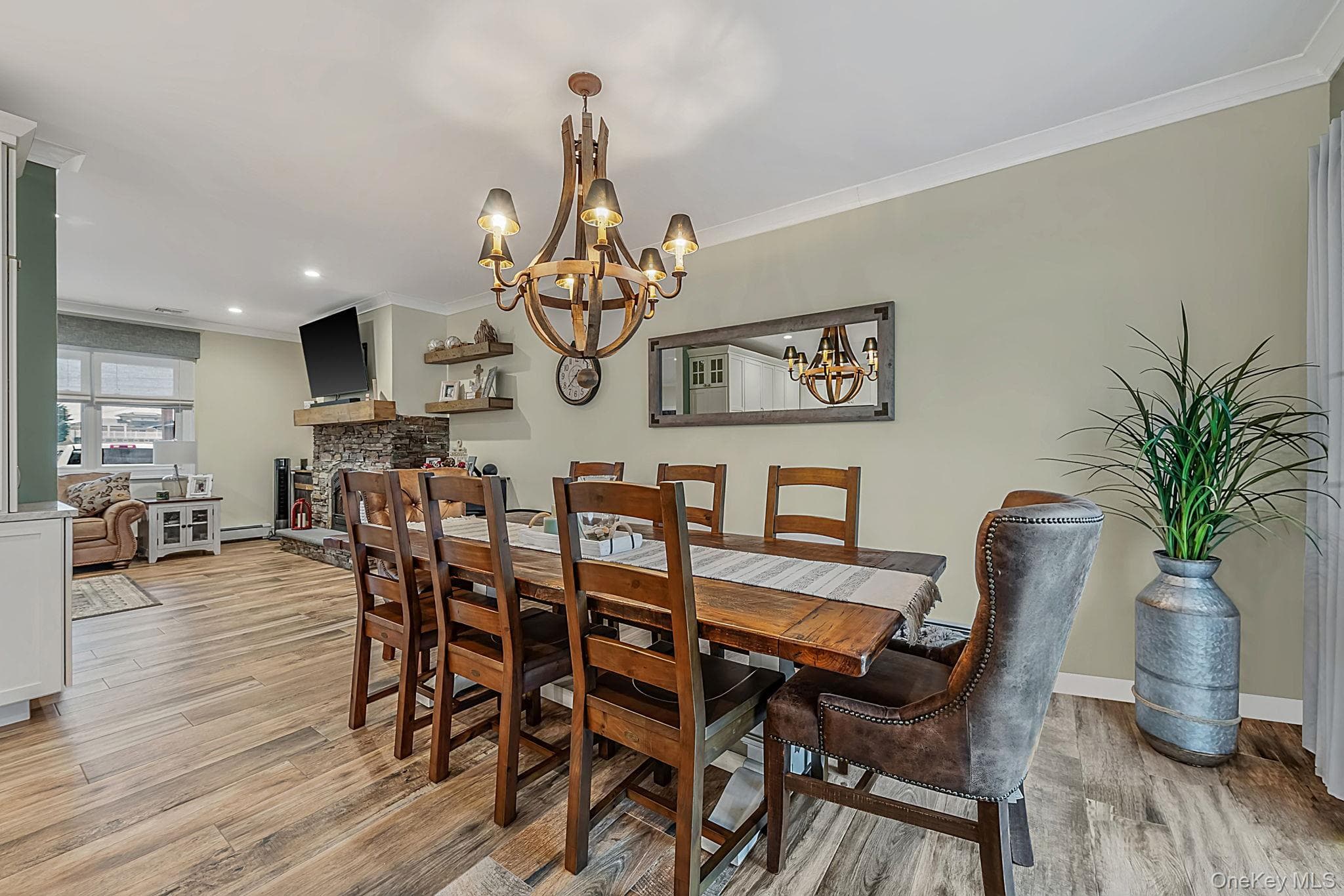 511 Devon Place thumbnail 10