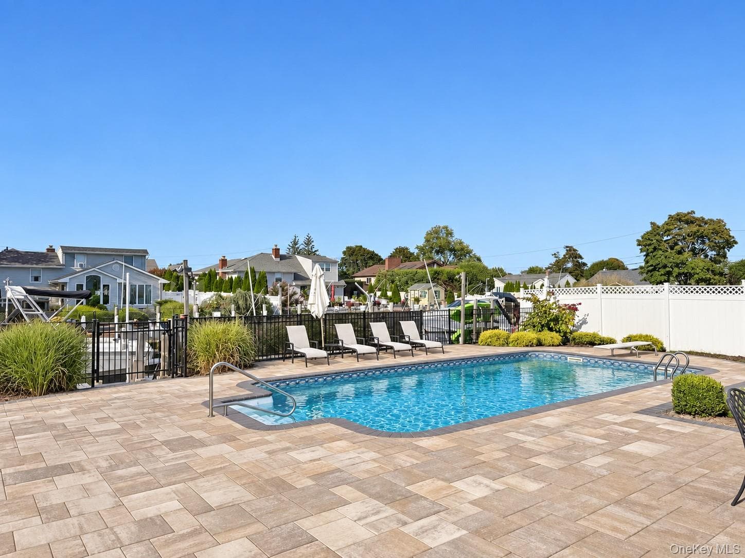 511 Devon Place thumbnail 3