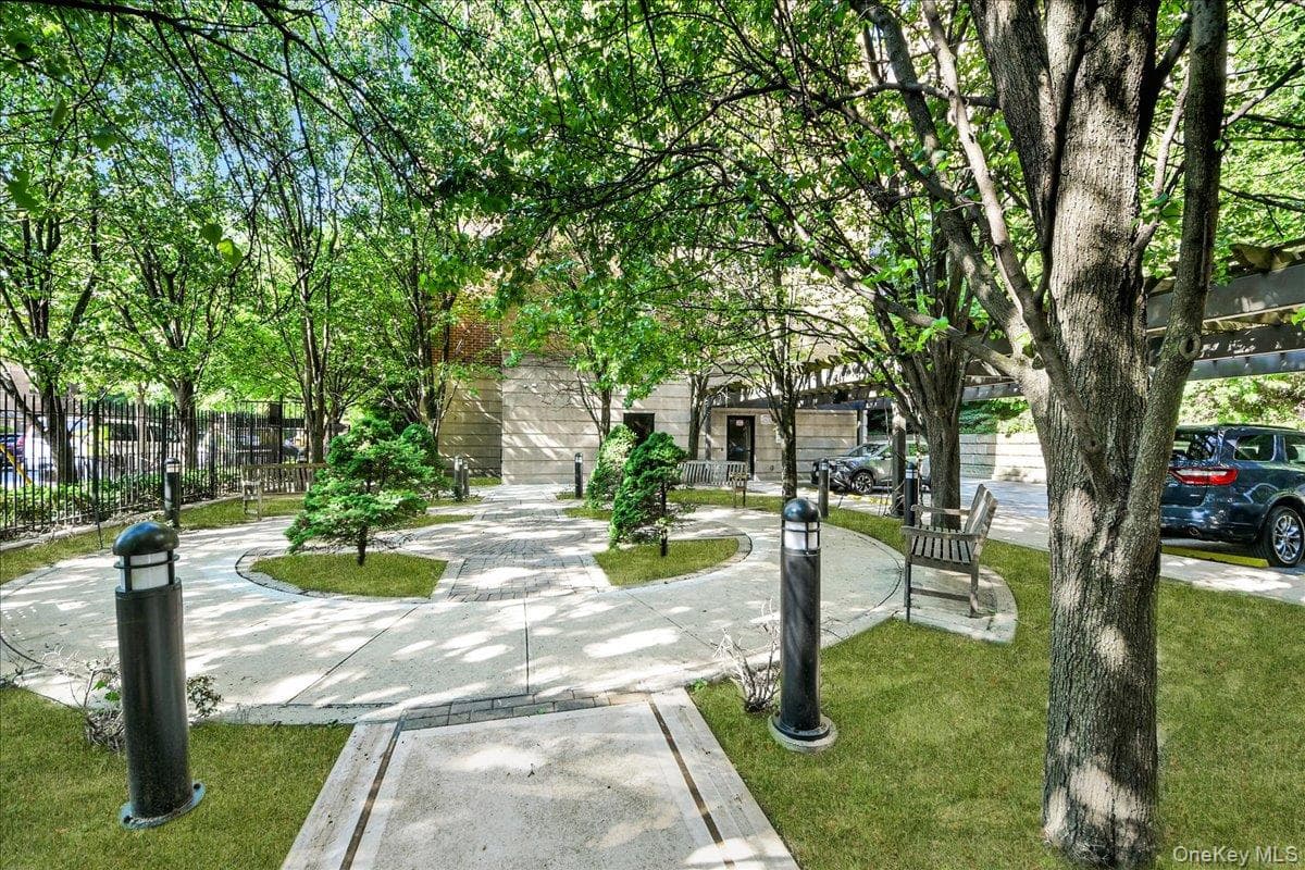 1275 Grant Avenue Unit: 10E thumbnail 10
