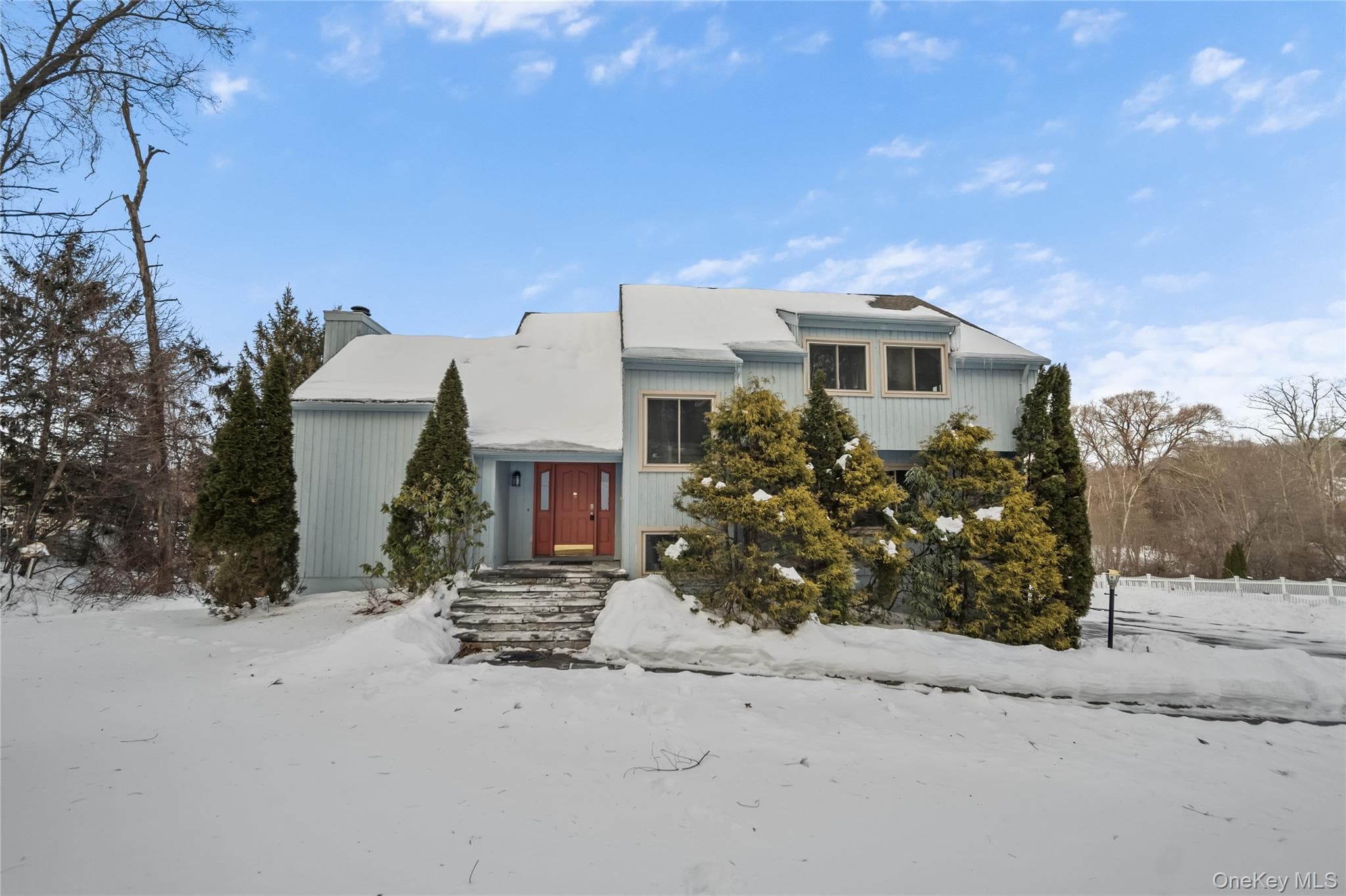 34 Nicole Way photo 1