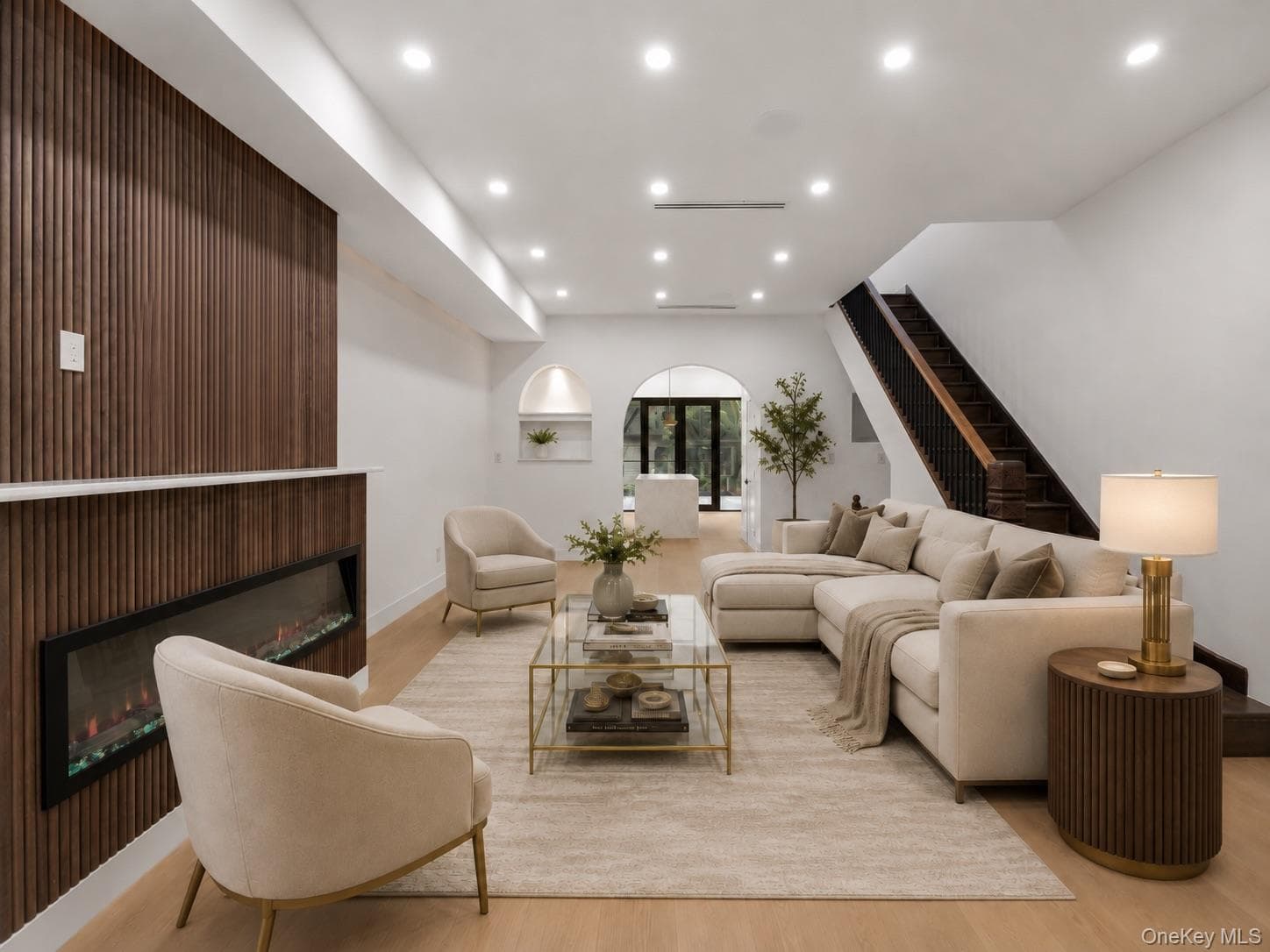 408 Bainbridge Street thumbnail 3