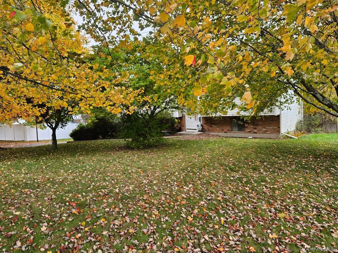 61 Maureen Drive, Middletown