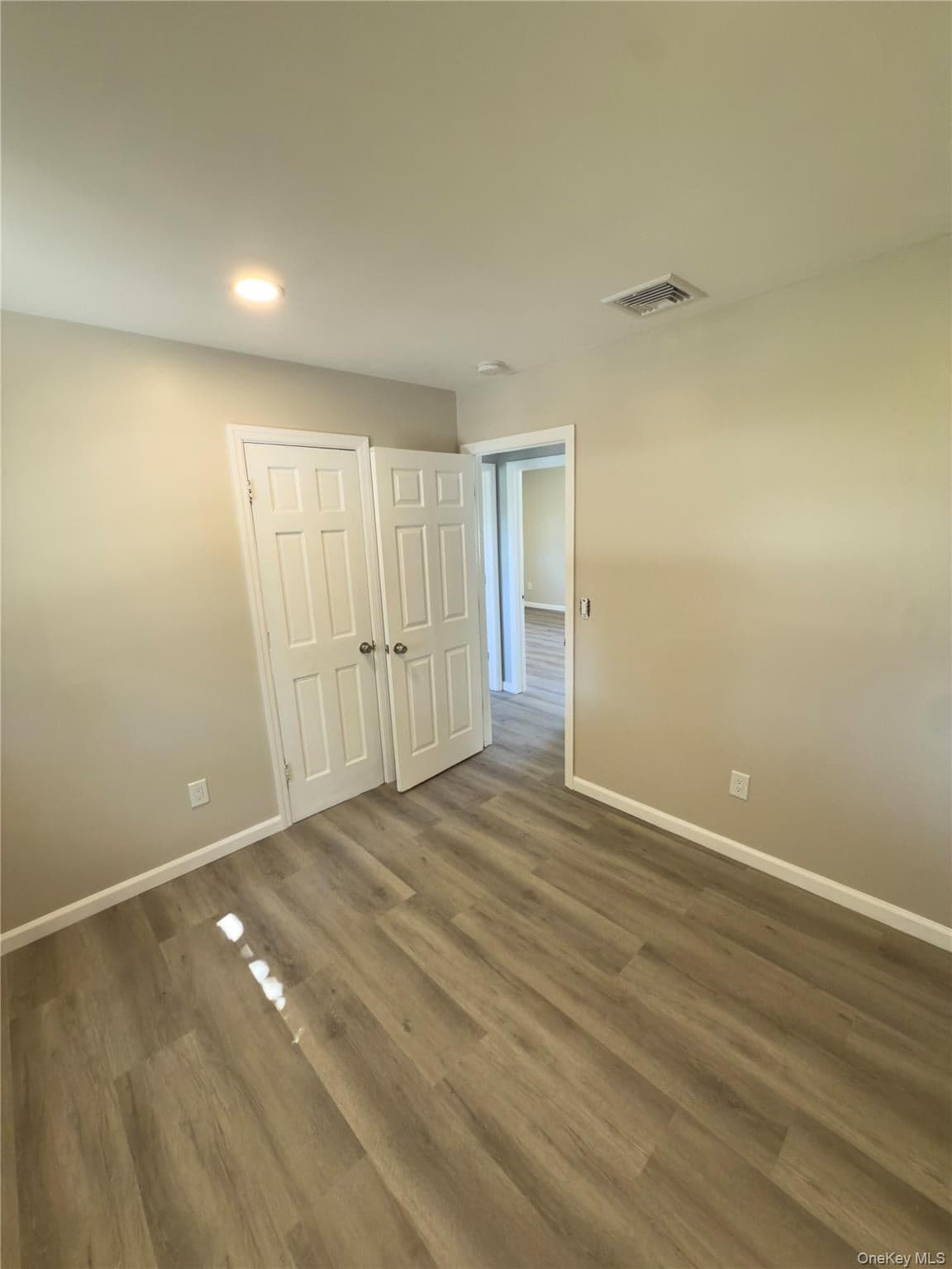 21 Astoria Road thumbnail 30
