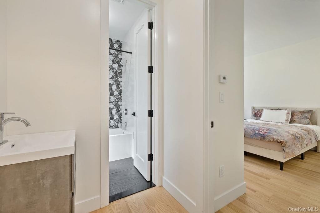 9 Wendover Lane thumbnail 19