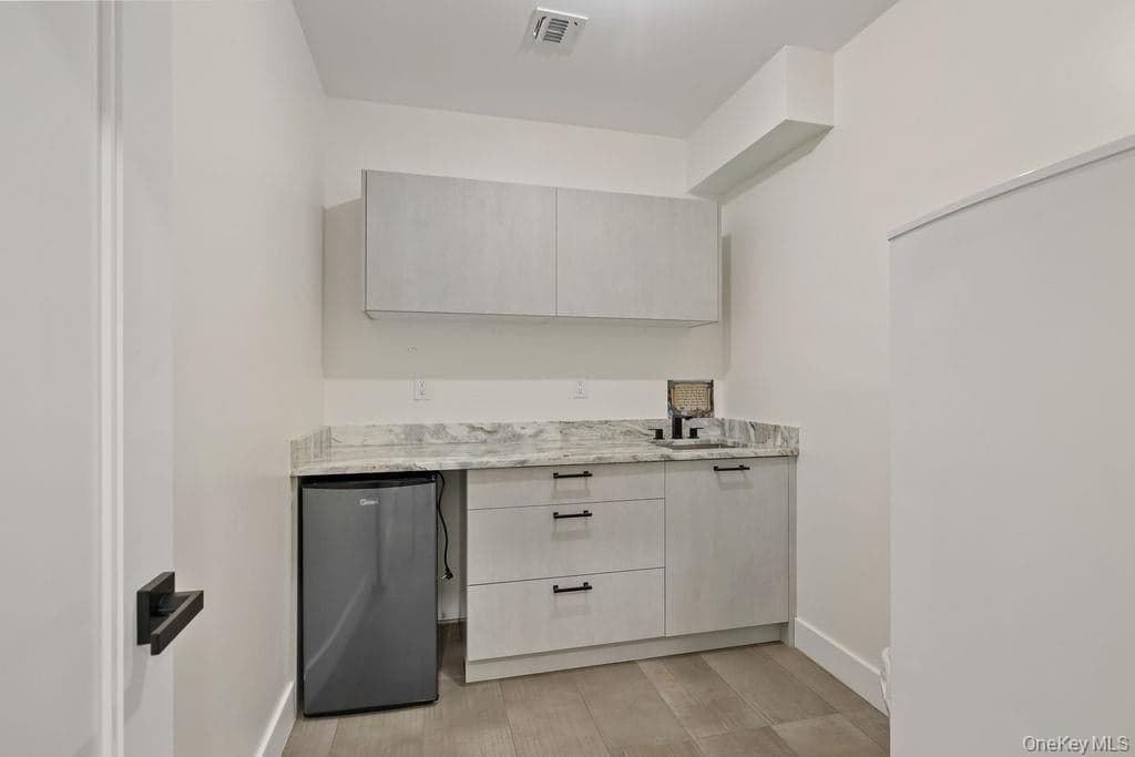 9 Wendover Lane thumbnail 37