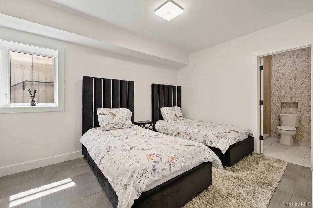 9 Wendover Lane thumbnail 33