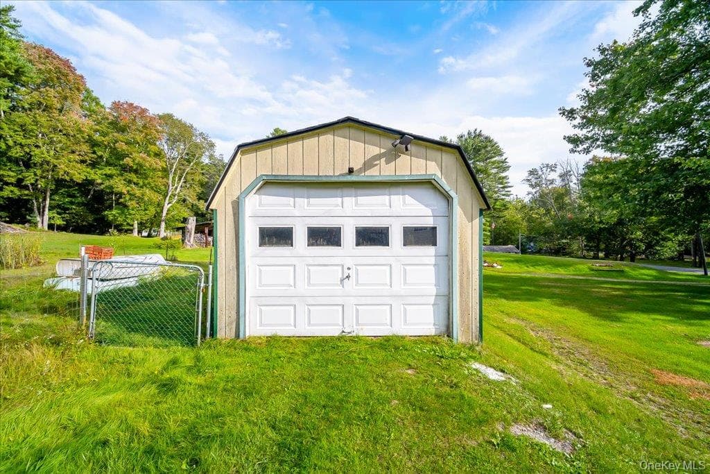 618 Hasbrouck Road thumbnail 33