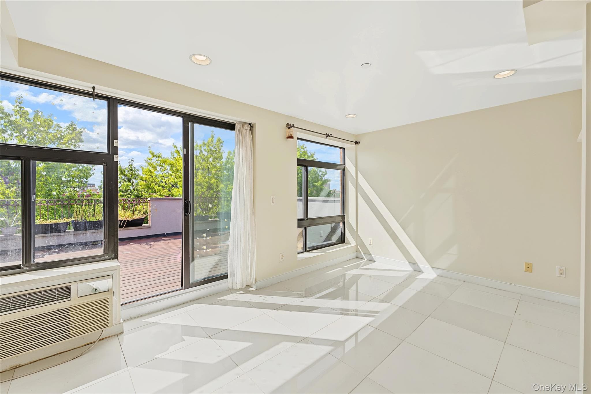 41-39 149th St St Unit: 3F thumbnail 7