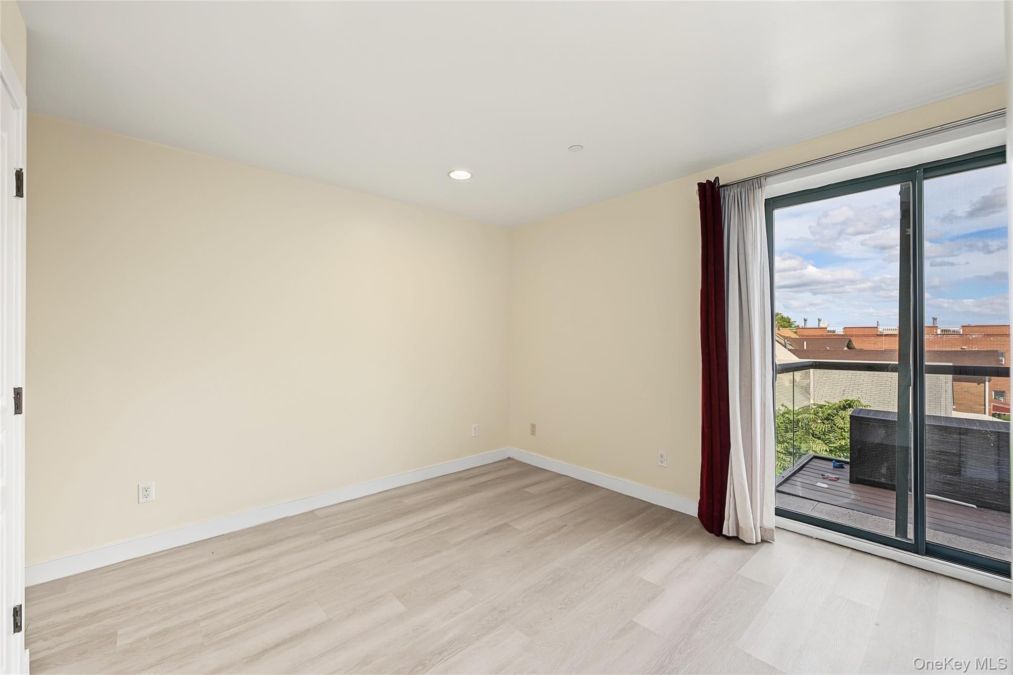 41-39 149th St St Unit: 3F thumbnail 17