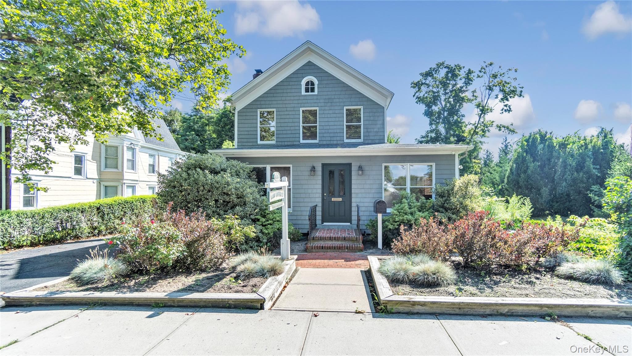 616 Roanoke Avenue, Riverhead