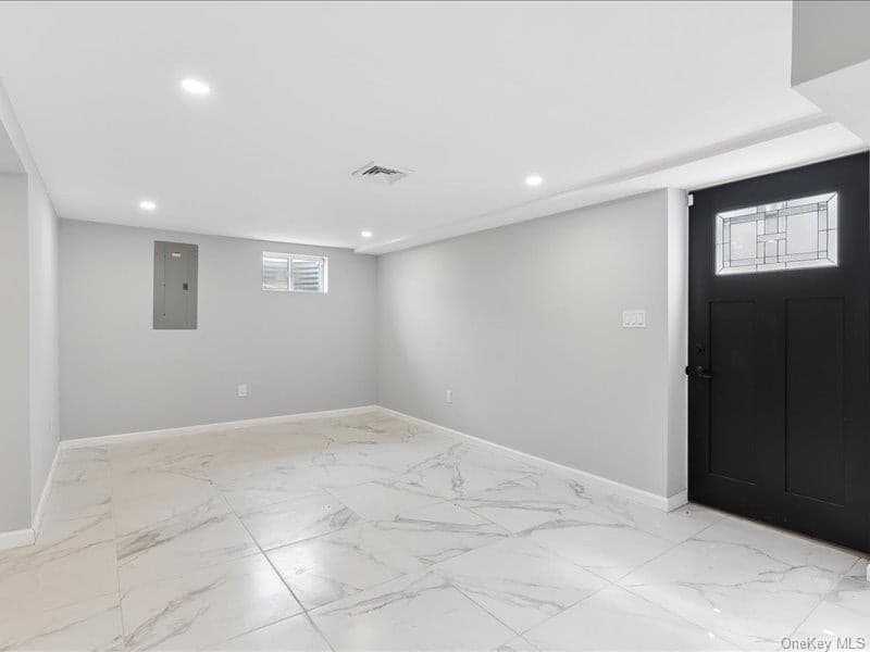 858 Prescott Street thumbnail 21