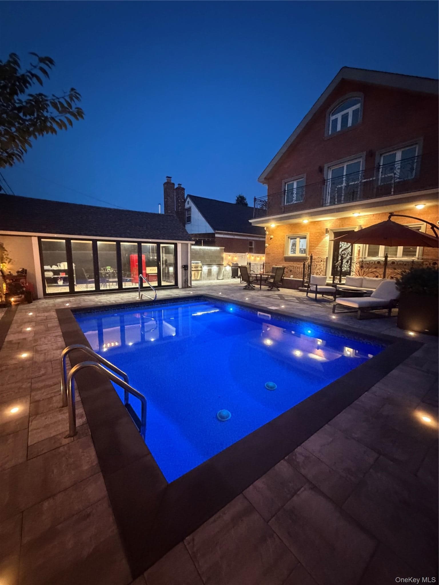 145-75 6th Avenue thumbnail 43