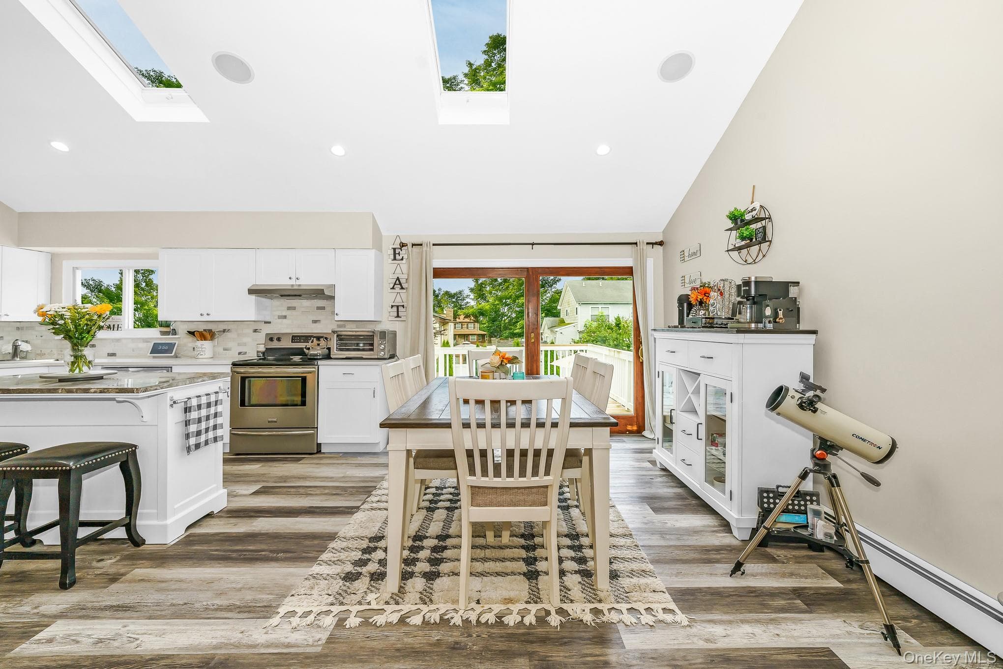 341 Avenue B thumbnail 13