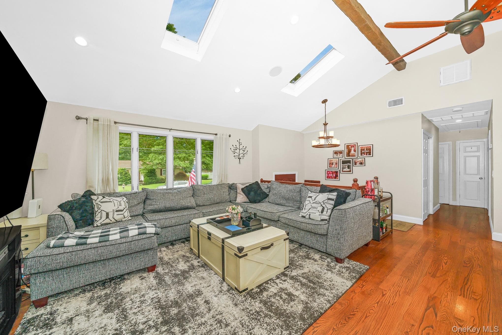341 Avenue B thumbnail 18
