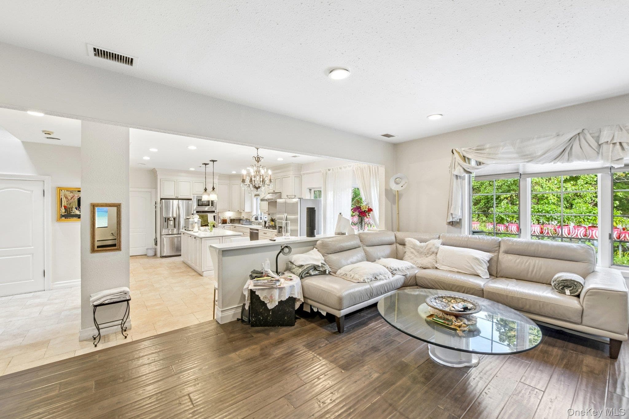 708 Park Lane thumbnail 17