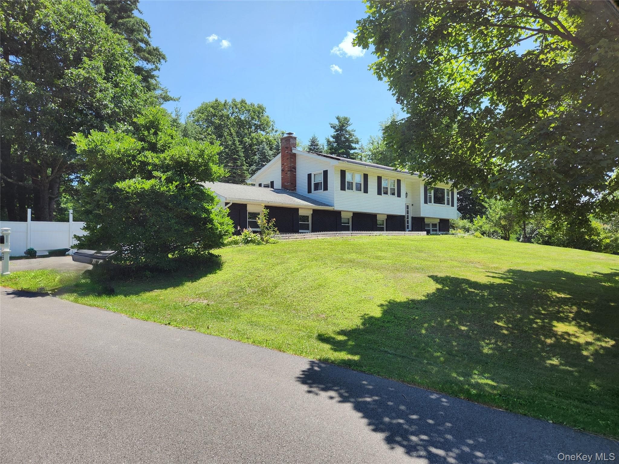 6006 Marion Boulevard photo 1