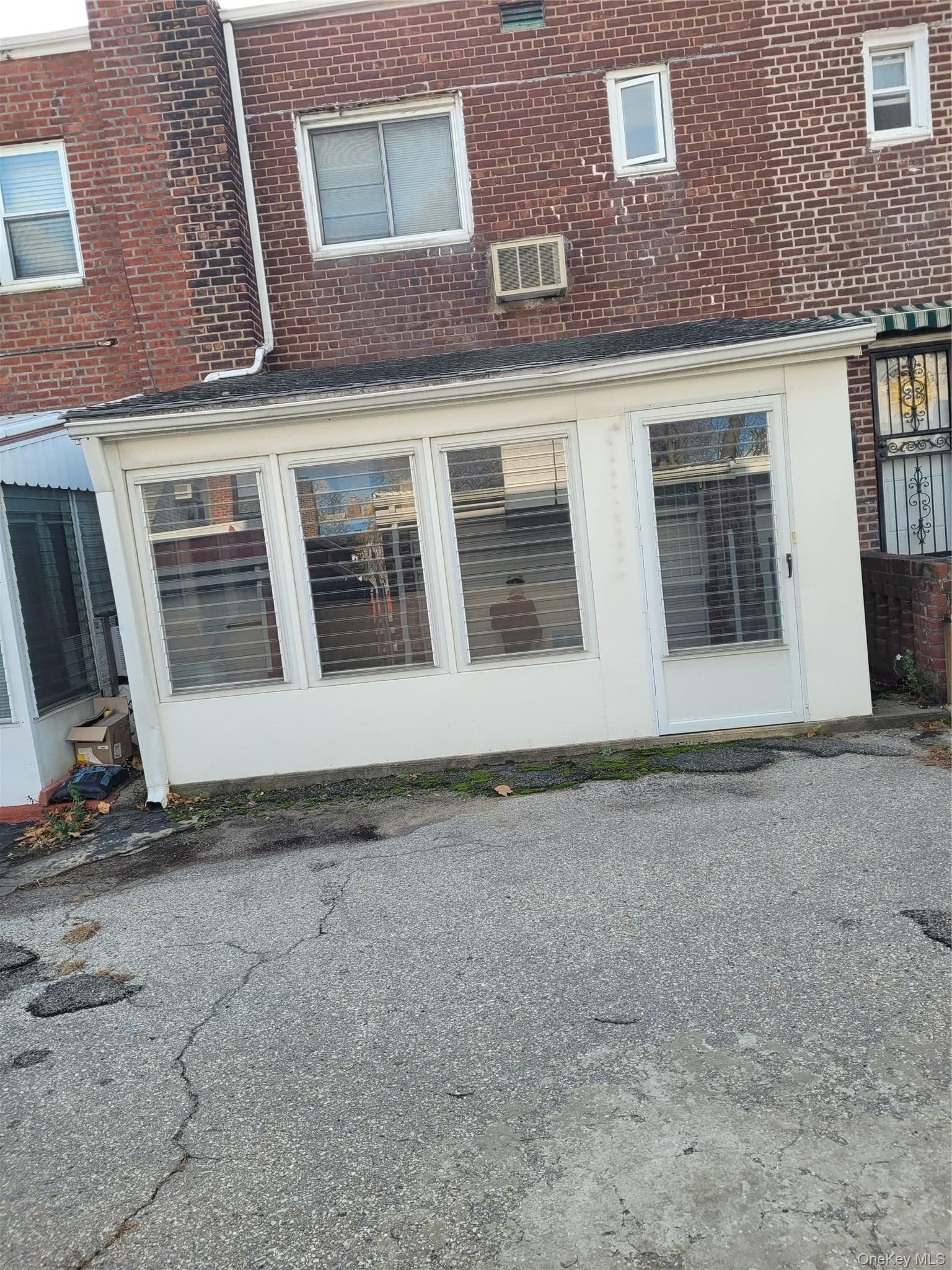 229-11 141st Avenue thumbnail 35